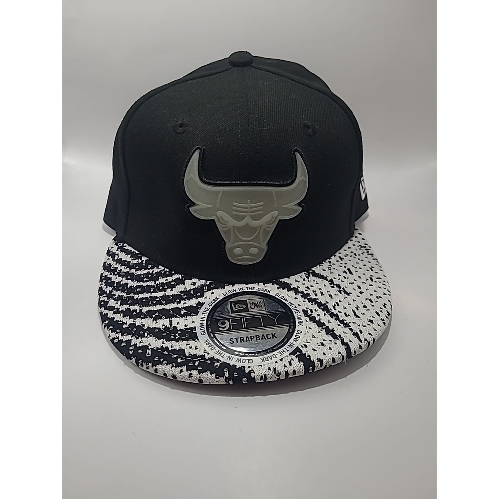 New Era 9Fifty Chicago Bulls Glow In The Dark Hat‎ One Size